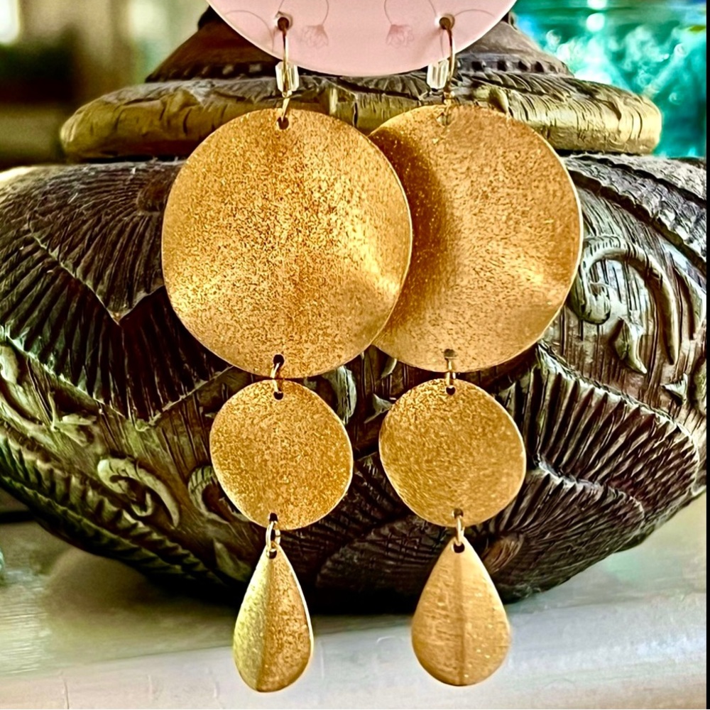 πΊπHPππΊ NWT Anthropologie Serefina Gold Disk Chandeliers - Picture 3 of 15